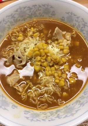 辛ラーメン　カレー＆チーズ-レシピのメイン写真