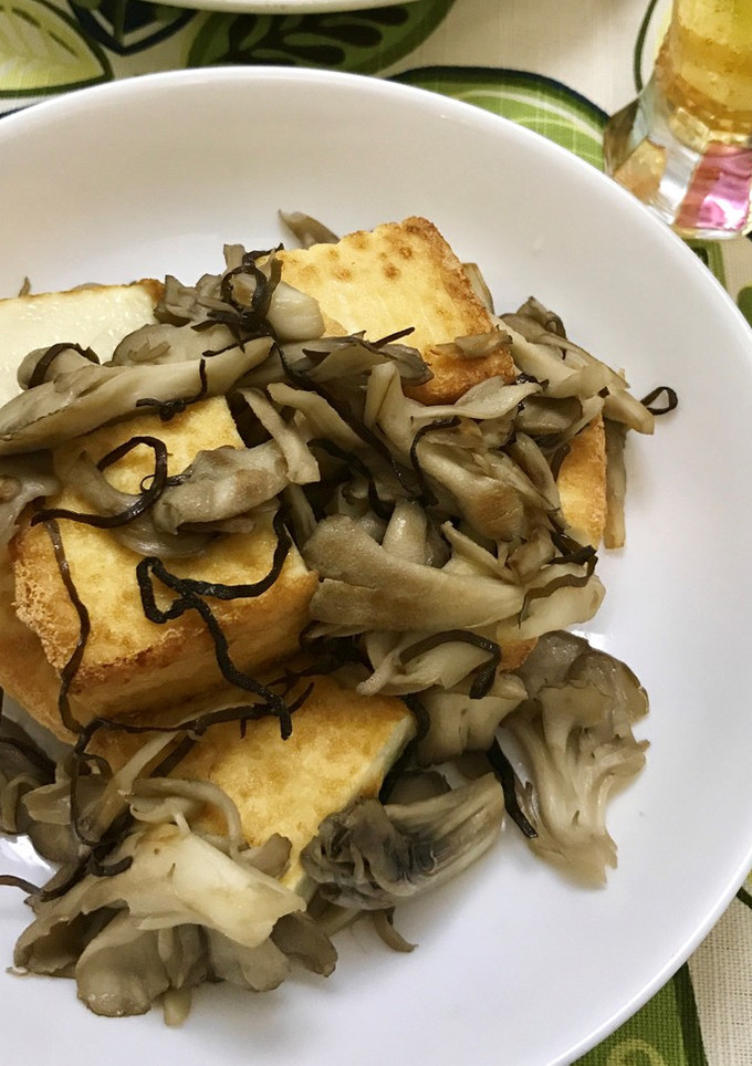 【副菜レシピ】舞茸と厚揚げの塩昆布炒め-レシピのメイン写真
