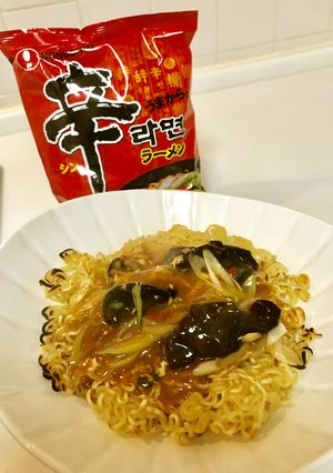 『辛ラーメン』であんかけ焼き麺-レシピのメイン写真