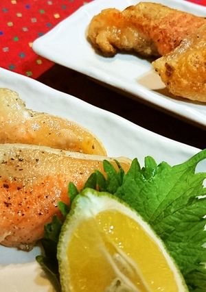 パリっと激旨【サーモンハラスのムニエル】-レシピのメイン写真