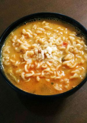 牛乳とチーズでまろやか辛ラーメン-レシピのメイン写真