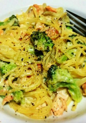 お刺身サーモンの豆乳クリームパスタ-レシピのメイン写真