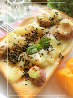 蒸しリンゴ×蒸し芋の蜂蜜チーズトースト-レシピのメイン写真
