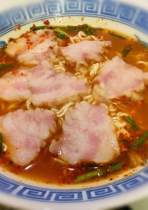 辛旨♪豚トロベーコン辛ラーメン-レシピのメイン写真