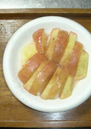 レンジで簡単。ちょこっと焼きりんご-レシピのメイン写真