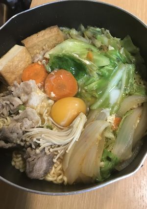 辛ラーメンで野菜どっさり鍋-レシピのメイン写真