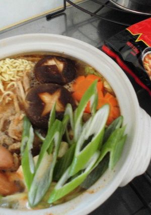 辛ラーメン、一人前で、二人鍋♡-レシピのメイン写真
