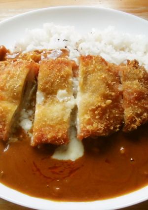とろ～りチーズがあふれだす♪カツカレー！-レシピのメイン写真