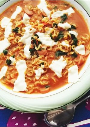 ★辛ラーメンでカレーチーズリゾット★-レシピのメイン写真