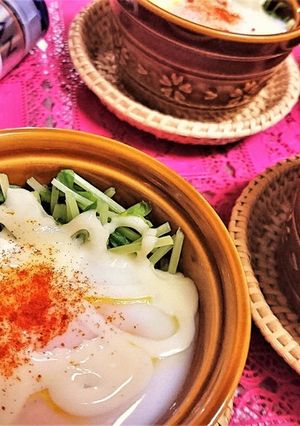 お手軽★朝食にも【豆苗のマヨ玉ココット】-レシピのメイン写真