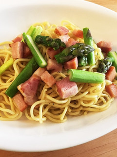 簡単❁パスタ風 アスパラベーコン焼きそば-レシピのメイン写真