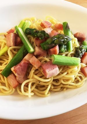 簡単❁パスタ風 アスパラベーコン焼きそば-レシピのメイン写真