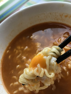 玉子でまろやか辛ラーメン-レシピのメイン写真
