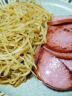 ハムステーキ&もやしのカレーオイスタ炒め-レシピのメイン写真