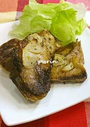 節約料理！ブリのあらのハーブ焼き-レシピのメイン写真