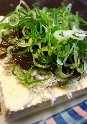 激ウマ♪もずくとシラスの冷奴-レシピのメイン写真