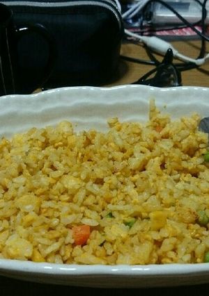 カレーチャーハン-レシピのメイン写真