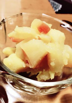簡単(o^^o)お芋と林檎の蜂蜜バター煮-レシピのメイン写真