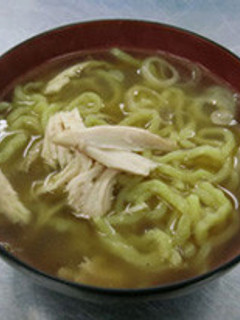 ダッチオーブンで鶏+豚骨スープ・ラーメン-レシピのメイン写真