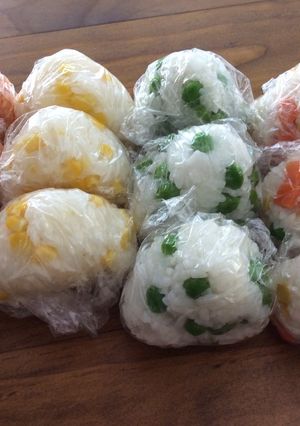 作りおき レンジでお弁当用おにぎり-レシピのメイン写真