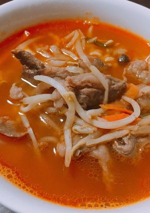 肉野菜炒めと辛ラーメンでちゃちゃっとご飯-レシピのメイン写真