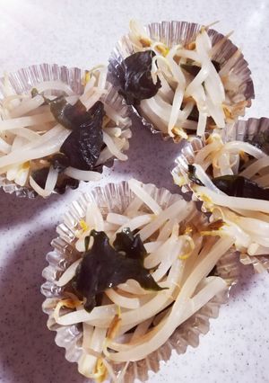 一品で二度美味しい♪もやしサラダ&スープ-レシピのメイン写真