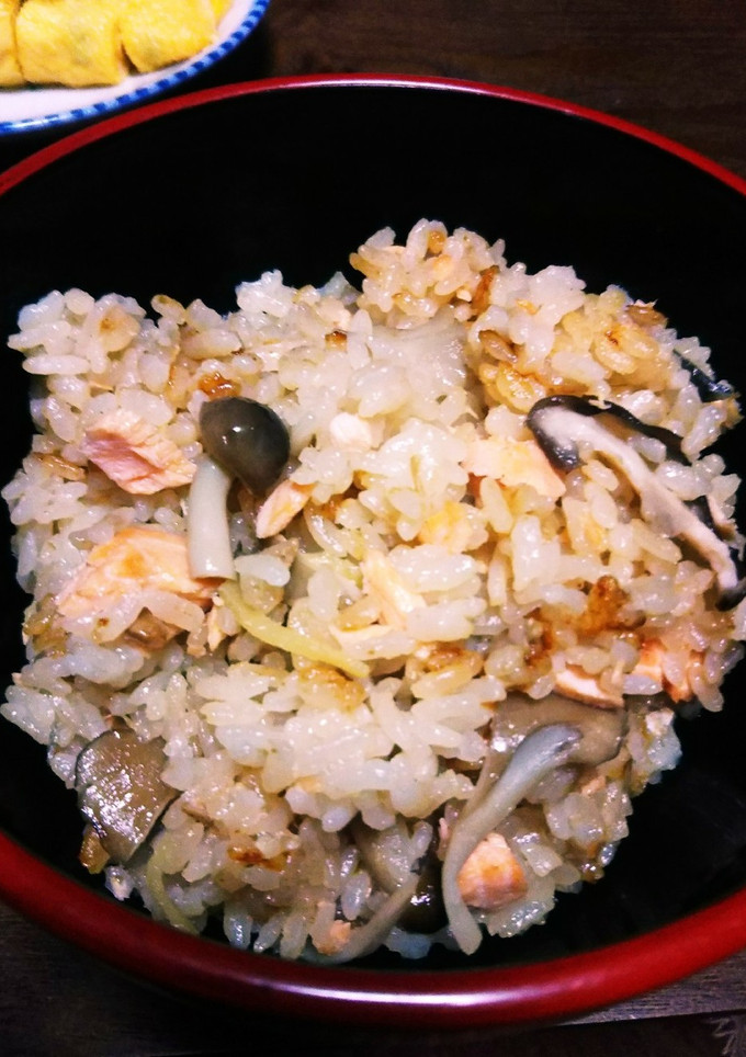 【秋】鮭ときのこの炊き込みご飯-レシピのメイン写真