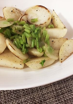 カブが甘い♡焼きカブのサラダ-レシピのメイン写真