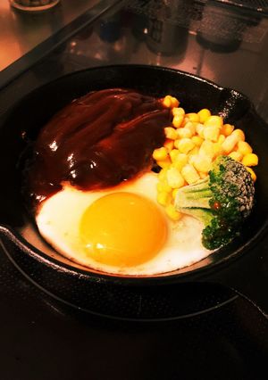 肉汁ジュワッとスキレットでハンバーグ！-レシピのメイン写真