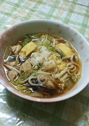 鶏肉と白菜で♪あったか煮込みうどん☆-レシピのメイン写真