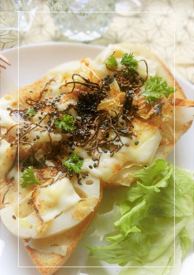 ほんのり甘い　蓮根×玉葱和トースト-レシピのメイン写真