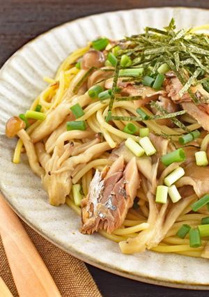 きのこ和風パスタ 骨まで食べるアジで作る-レシピのメイン写真