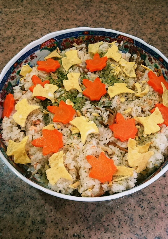 秋鮭ときのこの炊き込みご飯-レシピのメイン写真