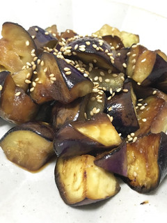 お弁当に♪なすの簡単甘辛ポン酢炒め-レシピのメイン写真