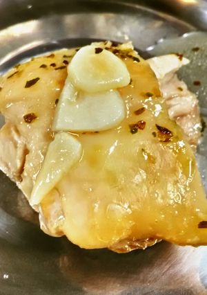 アウトドア飯　鶏モモハーブ塩のホイル焼き-レシピのメイン写真