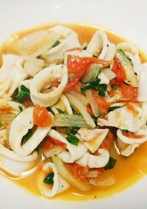 イカと玉葱とトマトのバジル煮-レシピのメイン写真