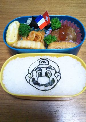 秋の遠足　スーパーマリオ海苔アート-レシピのメイン写真