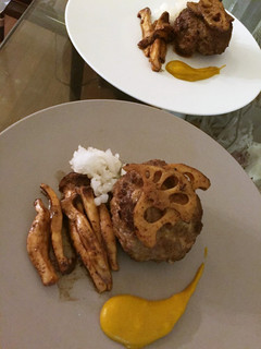 ヘルシージューシー赤身と梨でハンバーグ-レシピのメイン写真