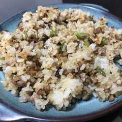 รูปของ 豚ひき肉と長ネギの卵なしチャーハン☆