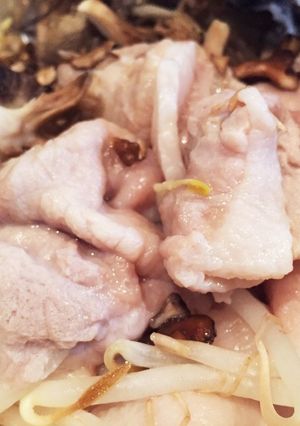 レンジで簡単♡豚のせいろ蒸し風❁*+-レシピのメイン写真
