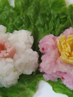 お花おにぎり(キャラ弁)-レシピのメイン写真