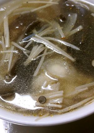 とろっとわかめときのこのラーメン-レシピのメイン写真