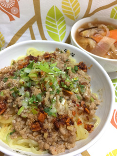こんにゃく麺で汁無し坦々麺 ダイエットに-レシピのメイン写真