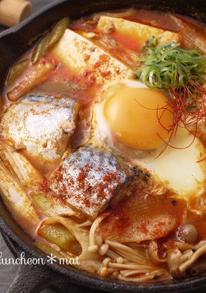 りぴりぴ簡単サバ缶スンドゥブチゲ☆一人鍋-レシピのメイン写真