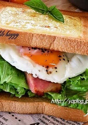 とろ~りチーズde目玉焼き☆サンドイッチ-レシピのメイン写真