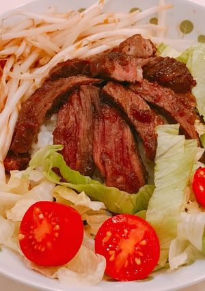 手作りおろし玉葱ソースが旨い、ステーキ丼-レシピのメイン写真