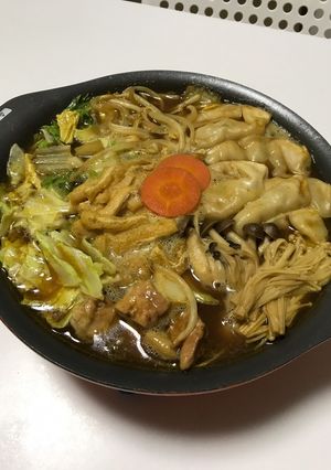 麺つゆで簡単すぎるカレー鍋♪-レシピのメイン写真