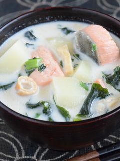 鮭入りミルク味噌汁-レシピのメイン写真