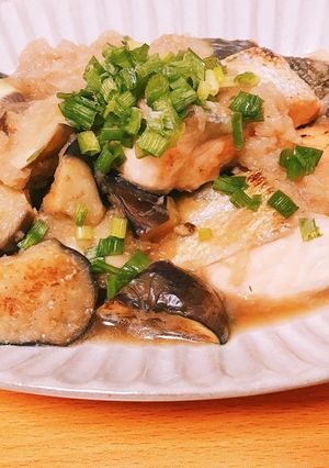 ご飯がススム！秋鮭とナスのみぞれ煮-レシピのメイン写真