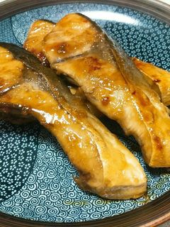 フライパンで簡単♪ぶりの照り焼き-レシピのメイン写真